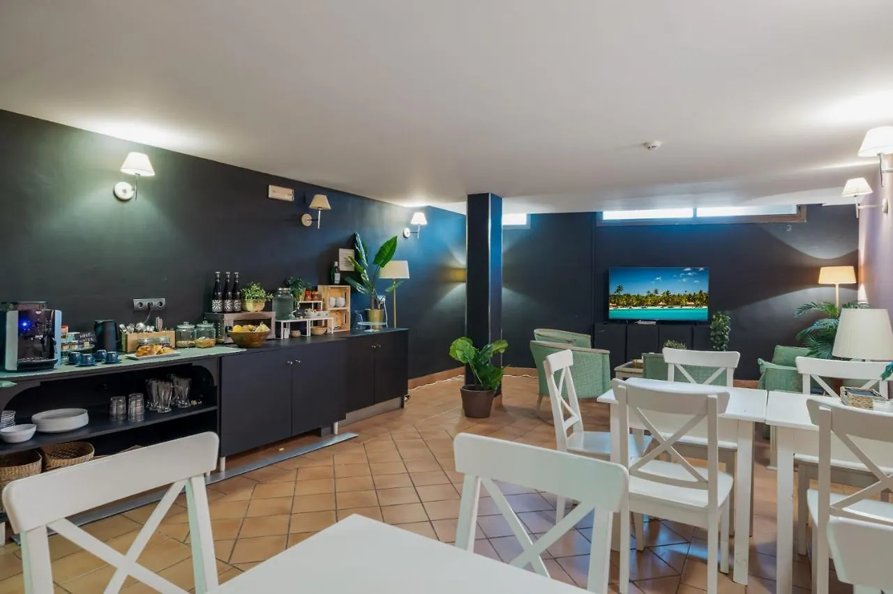 בנאלמדנה I Am La Posada Hotel And Apartment לינה וארוחת בוקר