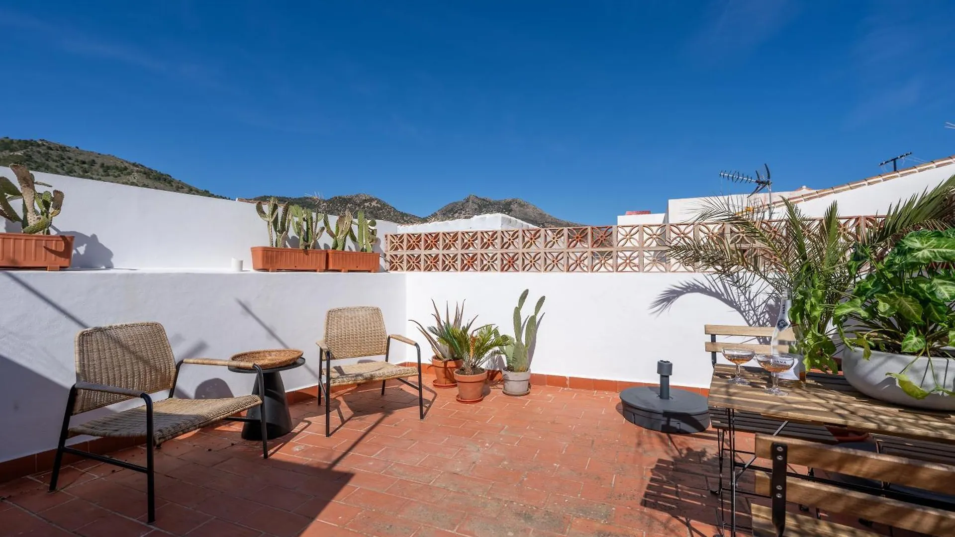 I Am La Posada Hotel And Apartment Benalmádena