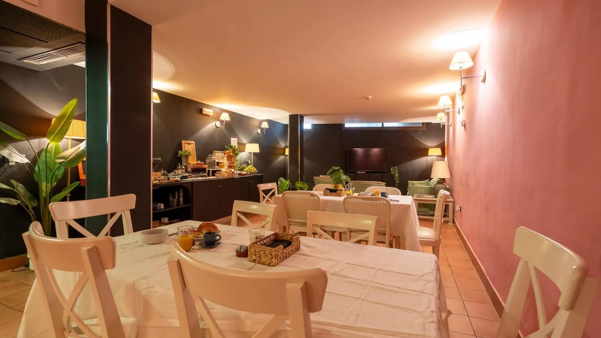 I Am La Posada Hotel And Apartment Benalmádena